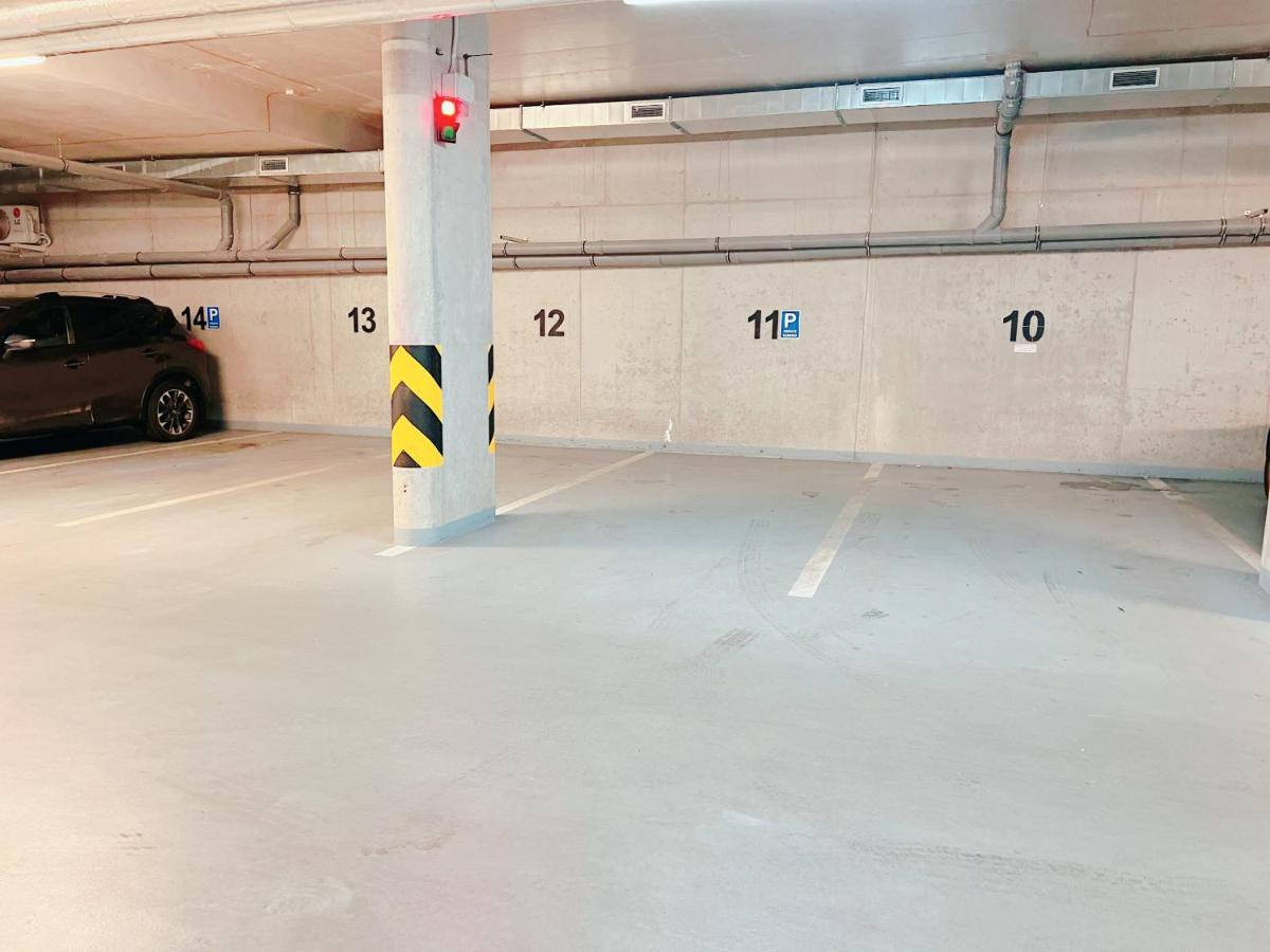 Luxury Central 150M2 Apartment On Wencelas Square With Private Garage Praag Buitenkant foto
